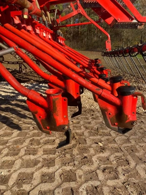 Vând semanatoare Gaspardo  - imagine 2