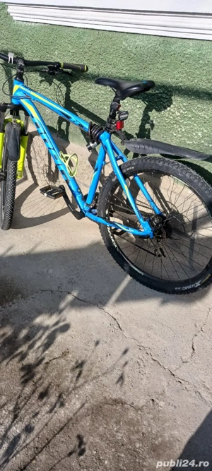 Bicicletă de vânzare 