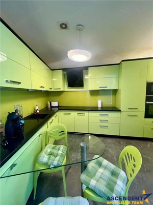 Tur 3D!Apartament insorit,spatios,elegant, inconjurat de verdeata,garaj,Racadau,Brasov. - imagine 2