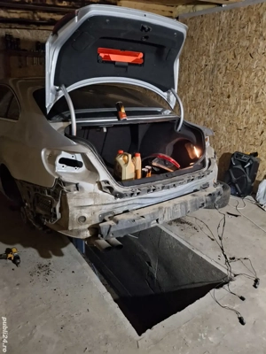 dezmembrez pasat  - imagine 2