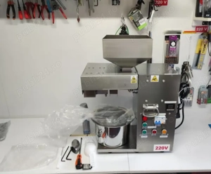 Presa de ulei la rece 