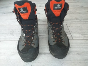 Ghete munte  Scarpa nr..38.5
