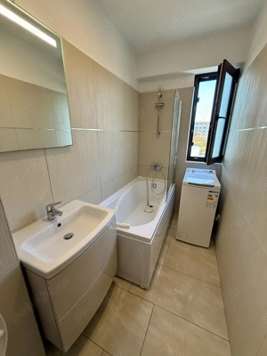 Cazare elegantă în Tătărași   2 camere spațioase, aproape de aeroport, parcare, factură și vouchere - imagine 2