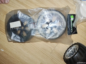 vand piese pentru modele 