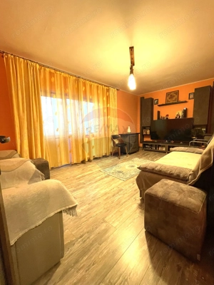 Apartament cu 4 camere de vânzare în zona Inel I