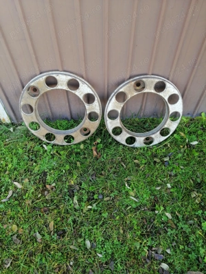 Ornamente roți față camion  - imagine 3