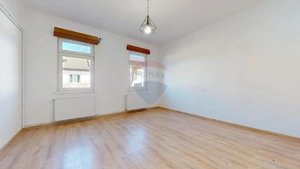 Birouri de închiriat în Brașov, strada Aurel Vlaicu, trafic intens