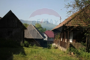 Casă / Vilă cu 2 camere de vânzare - imagine 4