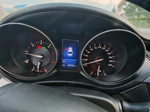 Toyota Avensis 2017 2l 265.300 km motor BMW,distribuție pe lanț,culoare rosie - imagine 2