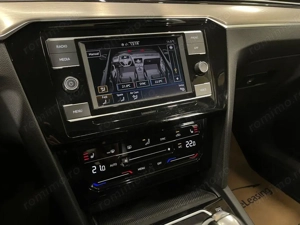 Volkswagen Passat - imagine 19