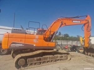 excavator vinzare inchiriere