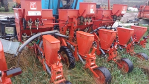 Semanatoare de primăvară cu 6 randuri și calculator Gaspardo