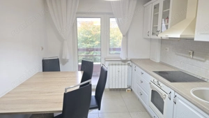 Inchiriez apartament 3 camere decomandat in Deva, zona Zarandului (bloc Casial), etaj 2, mobilat - imagine 3