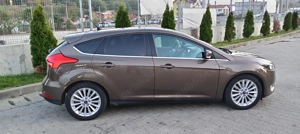 Vand Ford Focus , Titanium , motor 1000cmc, 125cp, benzina. - imagine 5
