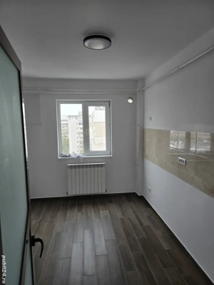 Vând apartament 2 camere - zona Hotel Select - imagine 6