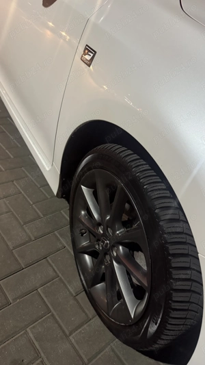 Vând Lexus CT200H F-Sport hybrid Alb perlat Lux  168000km - imagine 4