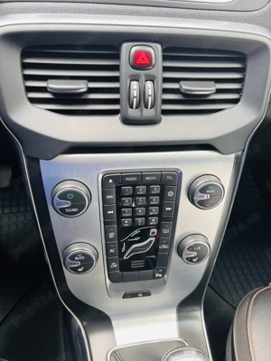 Volvo V40 D2 Ocean Race - imagine 6