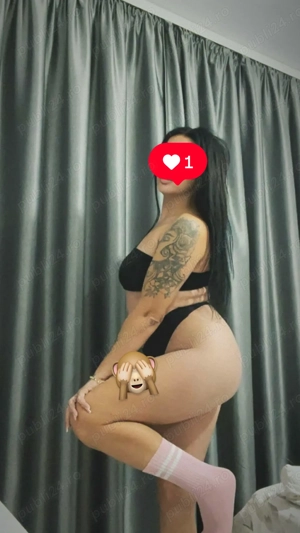  Rebecca  Am revenit în orașul tău!! Fără grabă!! 