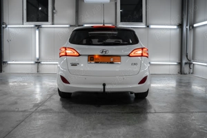 Hyundai I30 Fab.2014 Diesel Euro5 Climatronic Navigatie Xenon Cameră Piele - imagine 10