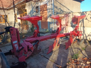 Tractor New Holland TD 110 A și plug pottinger - imagine 4