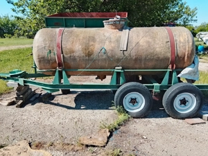 Vând cisterna fibra