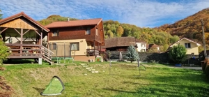 Casă P+M 2011, 50 mp utili, curte 774 mp   zonă liniștită, priveliște