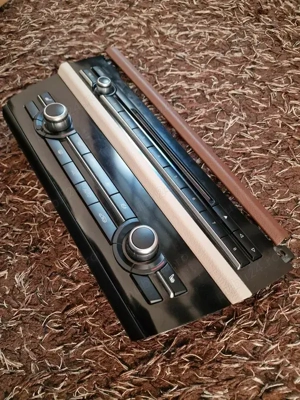 Impecabil! Vand panou clima BMW f10 f11 2009-2016