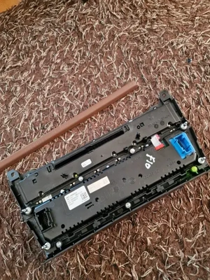 Impecabil! Vand panou clima BMW f10 f11 2009-2016 - imagine 5