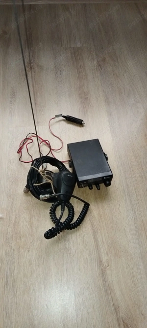 Stație emisie recepție auto COBRA 19DXIVEU - imagine 2