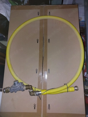 Racord flexibil gaz, otel inox, 1 2 G, 2000 mm cu ceas regulator 1 2 G