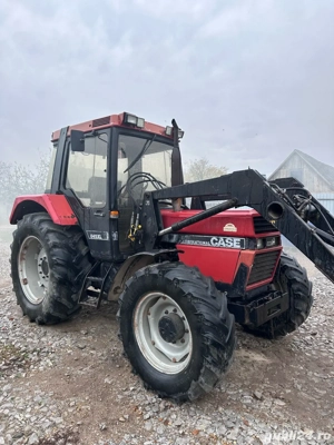 Tractor Case 845XL