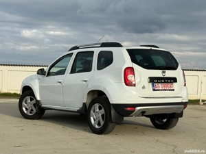 Dacia Duster Prestigi 1.5 dci 110 CP - imagine 5