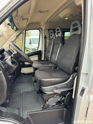 Peugeot Boxer 2.2 2015 9 locuri - imagine 10