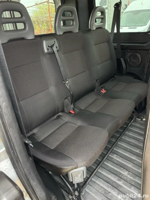 Peugeot Boxer 2.2 2015 9 locuri - imagine 6