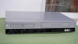  Video recorder VHS combo cu DVD player marca LG model V280 stereo Hi-Fi 