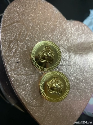 Cercei Versace