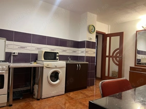 Inchiriez  pe TERMEN SCURT apartament 2 camere decomandate OBCINI  - imagine 3