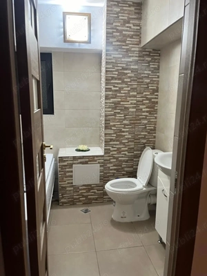 Inchiriez  pe TERMEN SCURT apartament 2 camere decomandate OBCINI  - imagine 9