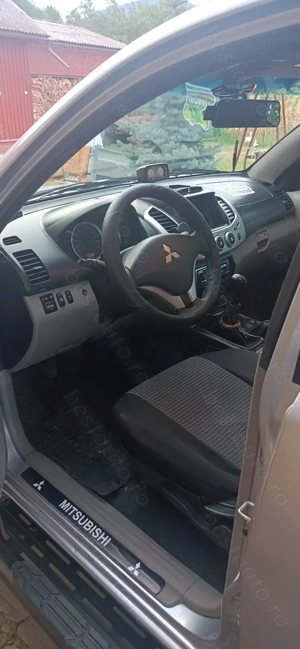 Mitsubishi L200 (pregătit overlanding)