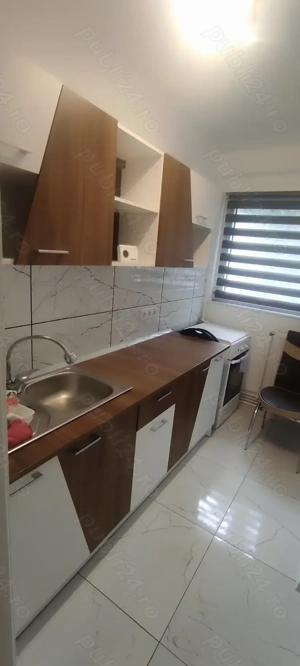 Închiriez apartament două camere  - imagine 8