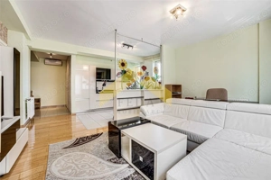 Apartament de vanzare ansamblul Bermo, zona Banu Maracine