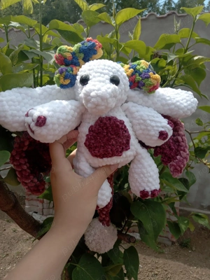 Dragon croșetat manual