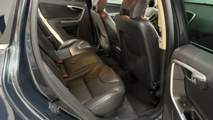 ** Volvo XC60 R-Design ** - imagine 7