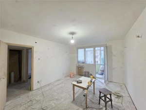 3 camere in renovare - Maior Coravu - Vatra Luminoasa