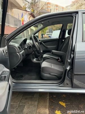 Skoda Octavia Tour 1 - imagine 7