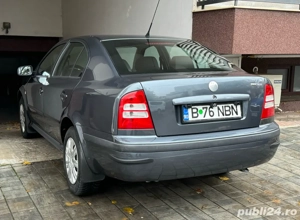 Skoda Octavia Tour 1 - imagine 3