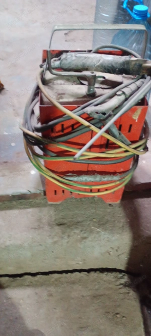 Aparat de sudură cu electrozi