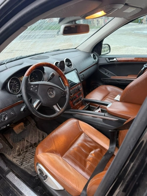 Vand Mercedes ML320, 2985CMC, 2007, negru, interior piele si lemn
