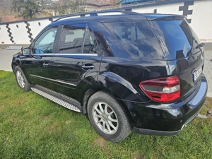 Vand Mercedes ML320, 2985CMC, 2007, negru, interior piele si lemn - imagine 10
