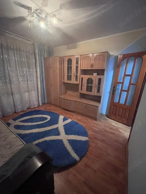 Persoana fizica vand apartament cu 2 camere